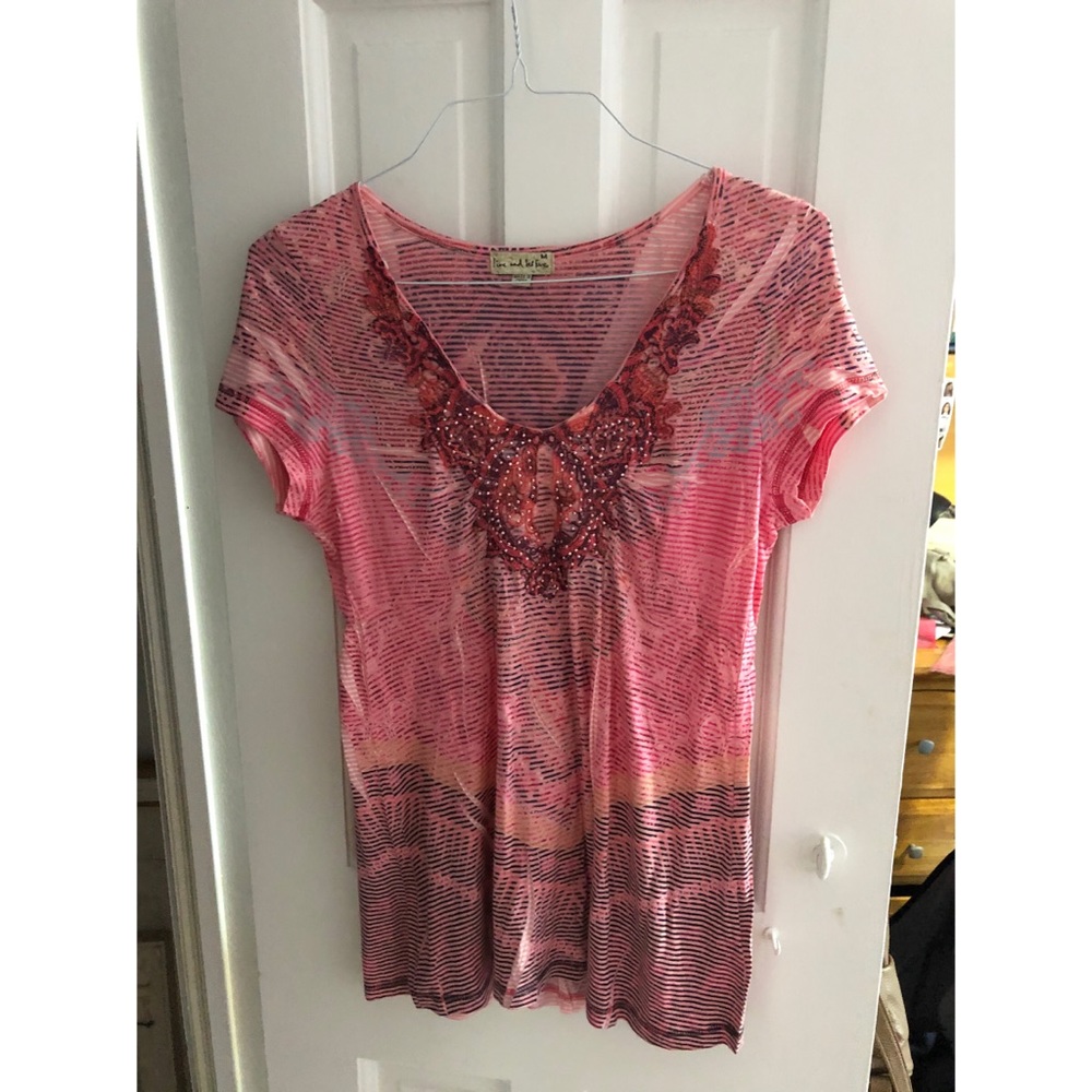 V-Neck T-shirt